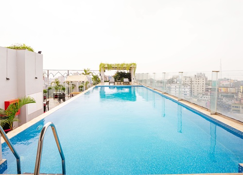 Rooftop swimming pool